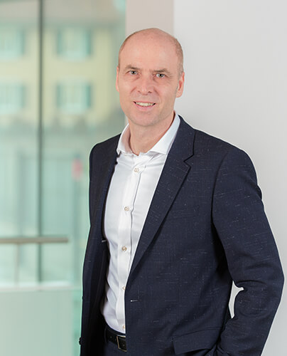 Headshot of Dr. Martin Künzel